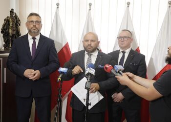 Politycy Suwerennej Polski przeciw dyskryminowaniu dwóch powiatów