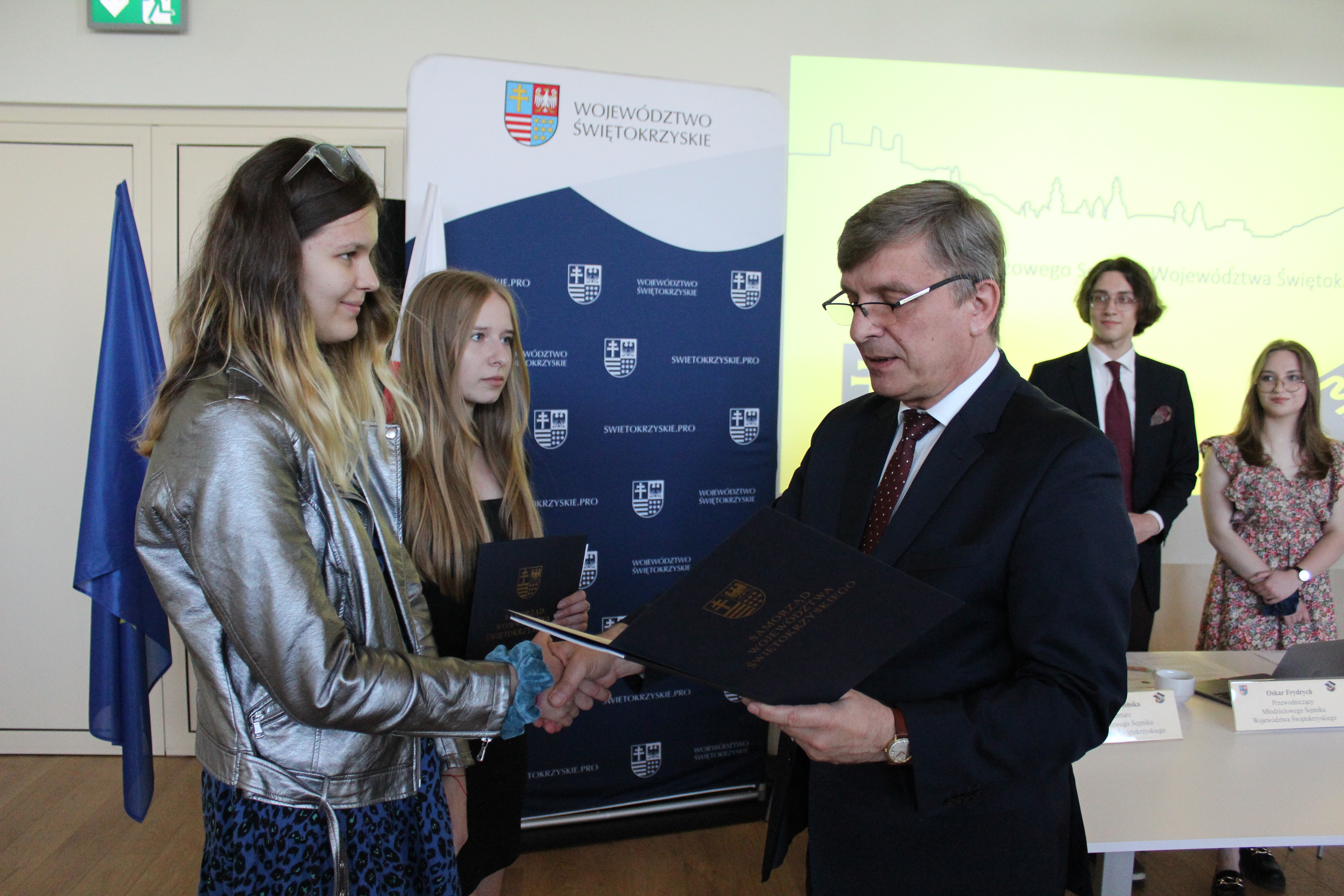 Młodzieżowy Sejmik Województwa Świętokrzyskiego ma nowych radnych