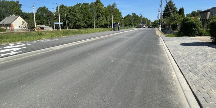 Ulica Stokowiec w Suchedniowie w całości wyremontowana - Radio Kielce Ulica Stokowiec w Suchedniowie w całości wyremontowana