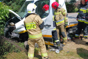 12.06.2023. Suchedniów. Kolizja / Fot. KP PSP Skarżysko-Kamienna