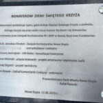 11.06.2023. Nowa Słupia. Monument poświęcony Bohaterom Ziemi Świętego Krzyża. / Fot. Iwona Murawska-Bujnowicz - Radio Kielce