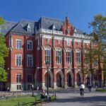 Uniwersytet Jagielloński i warszawski najlepsze w Polsce. Kieleckie uczelnie daleko