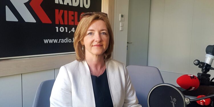 Na zdjęciu: Ewa Tomczyk - dyrektor Urzędu Statystycznego w Kielcach / Fot. Marzena Smoręda - Radio Kielce