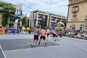 30.07.2023. Kielce. Turniej kwalifikacyjny do mistrzostw Polski w koszykówce 3x3 / Fot. Maciej Makuła - Radio Kielce