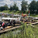 29.07.2023. Sandomierz. Wodniacy płyną łodziami do Warszawy, aby oddać cześć powstańcom / Fot. Grażyna Szlęzak - Radio Kielce