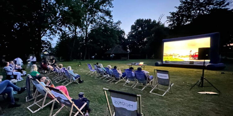 Kino plenerowe w Koprzywnicy zaprasza na seans