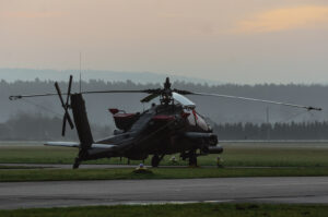 Na zdjęciu AH 64 Apache. / Fot. Wiktor Taszłow - Radio Kielce