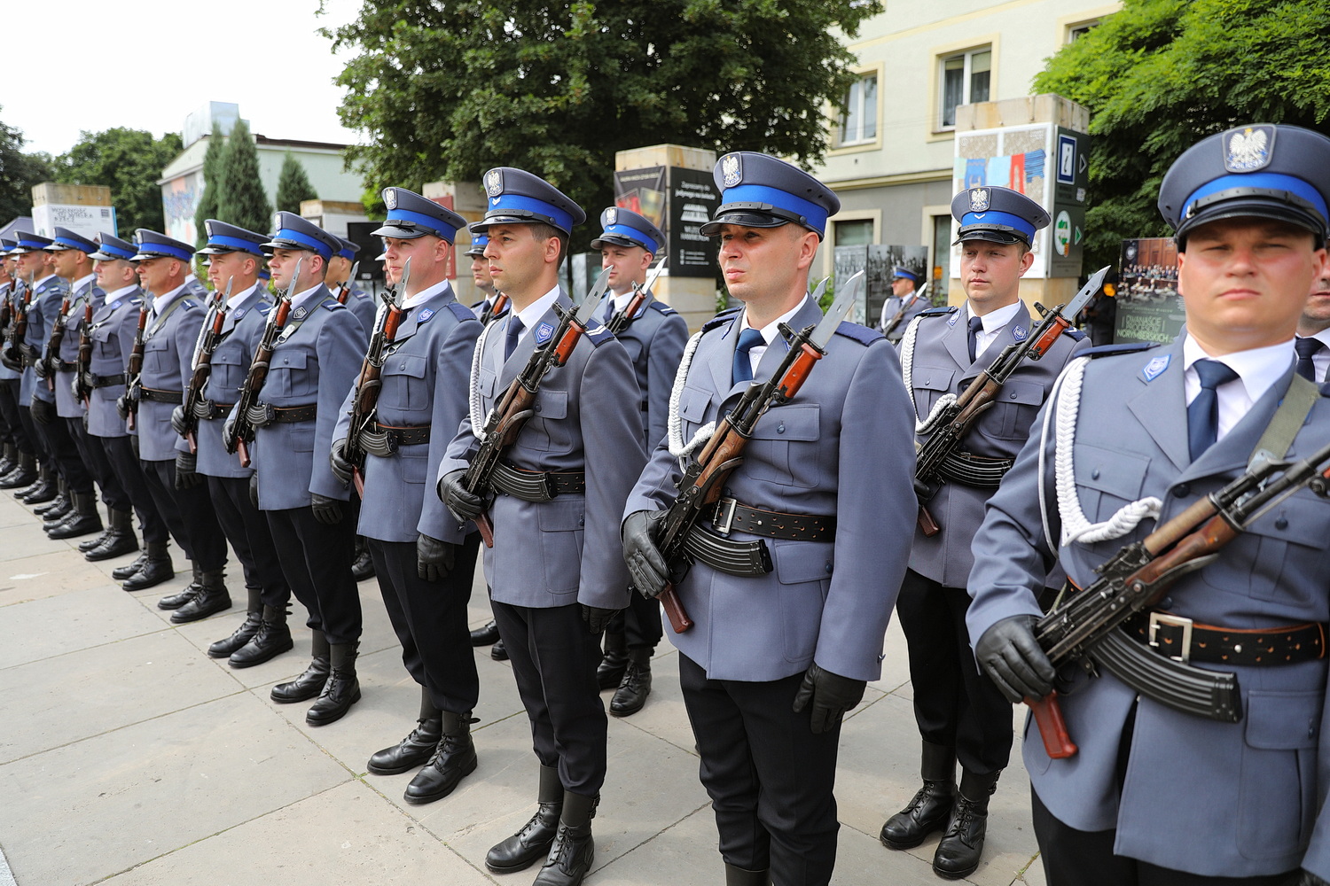 Świętokrzyscy policjanci świętują. Odwiedził ich komendant główny