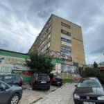 25.07.2023. Kielce. Biurowiec przy ul. Sienkiewicza 76 / Fot. Wiktor Taszłow – Radio Kielce