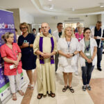 27.07.2023. Kielce. W Świętokrzyskim Centrum Onkologii zawisł „Dzwon Życia i Nadziei” / Fot. Wiktor Taszłow – Radio Kielce