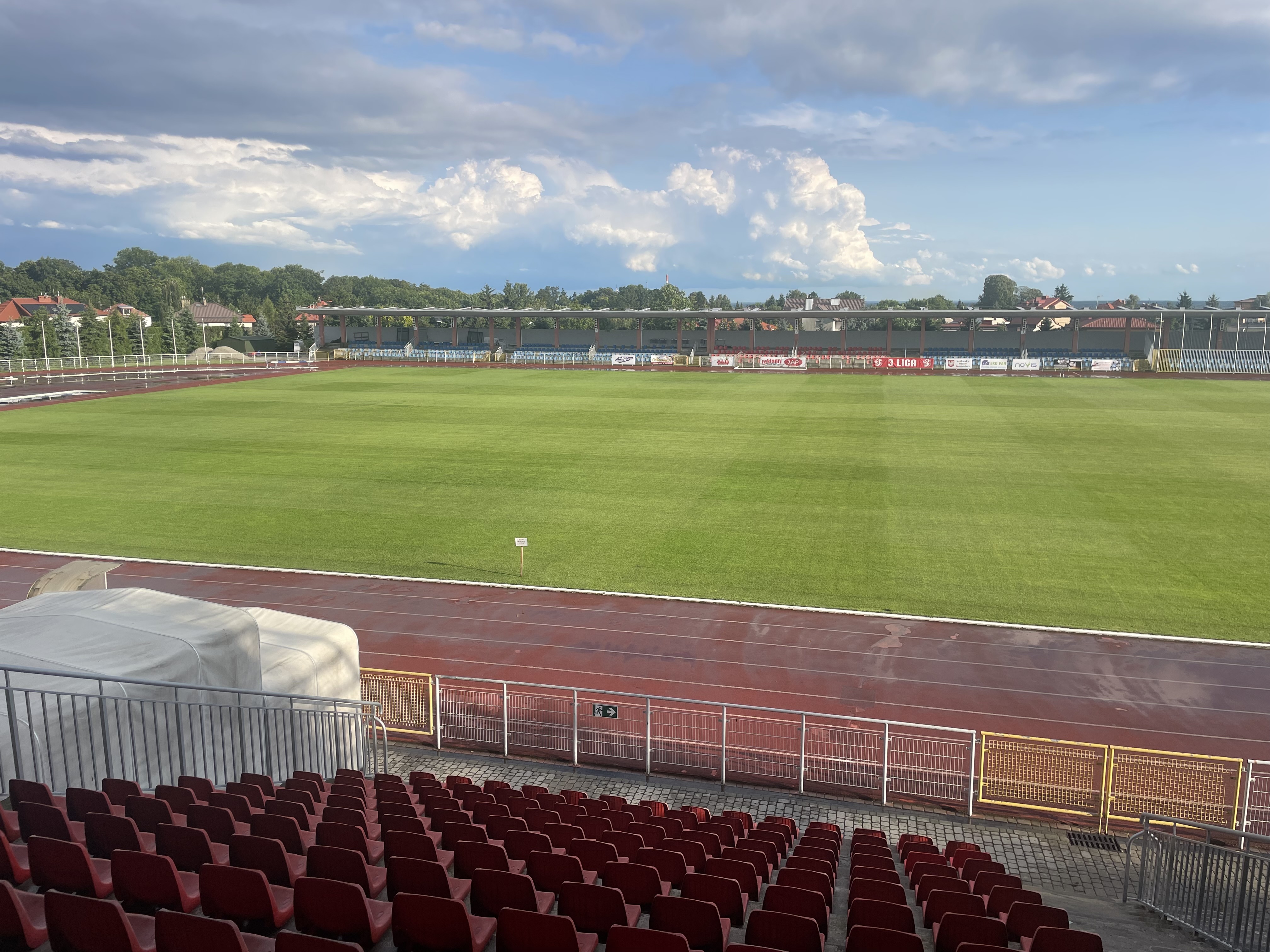 Budynek miejskiego stadionu nareszcie przestanie przeciekać