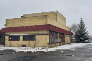 01.04.2022. Staszów. Dworzec kolejowy / Fot. Robert Felczak – Radio Kielce