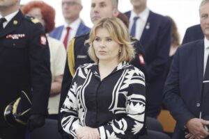 12.07.2023. 80. rocznica pacyfikacji Michniowa. Na zdjęciu: Anna Krupka - wiceminister sportu i turystyki / Fot. Jarosław Kubalski - Radio Kielce