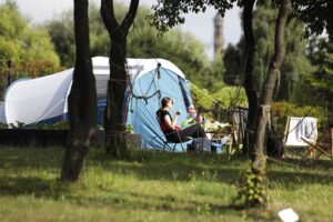 Zostań na nocny biwak w Ogrodzie Botanicznym