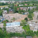 13.07.2023. Kielce. Wyburzanie byłego szpitala dziecięcego przy ulicy Langiewicza / Fot. Jarosław Kubalski – Radio Kielce