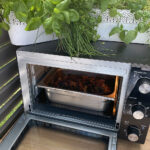 14.07.2023. Radio Kielce. Gotowanie na antenie – filmowe przepisy / Fot. Angelika Rejnowicz – Radio Kielce