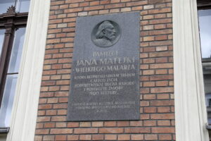 Kraków. Akademia Sztuk Pięknych. Tablica poświęcona Janowi Matejce / Fot. Jarosław Kubalski - Radio Kielce