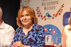 16.07.2023. Pińczów. Spotkanie Polskiego Związku Kół Gospodyń Wiejskich. Na zdjęciu: Anna Krupka - wiceminister sportu i turystyki / Fot. Ewelina Walczak – Radio Kielce