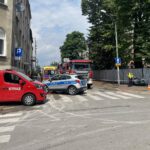 Dramatyczny wypadek podczas rozbiórki. Przewróciła się koparka - Radio Kielce 20.07.2023 Kielce. Wypadek koparki / Fot. Sebastian Kalwat - Radio Kielce