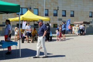 13.08.2023. Chęciny. Piknik promujący świadczenie 800 plus / Fot. Marcin Marszałek - Radio Kielce