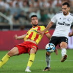 Starali się, ale znów przegrali. Trzecia z rzędu porażka Korony - Radio Kielce 20.08.2023. Warszawa. 5. kolejka PKO BP Ekstraklasy Legia Warszawa - Korona Kielce / Fot. Leszek Szymański - PAP