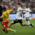 Starali się, ale znów przegrali. Trzecia z rzędu porażka Korony - Radio Kielce 20.08.2023. Warszawa. 5. kolejka PKO BP Ekstraklasy Legia Warszawa - Korona Kielce / Fot. Leszek Szymański - PAP