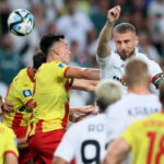 Starali się, ale znów przegrali. Trzecia z rzędu porażka Korony - Radio Kielce 20.08.2023. Warszawa. 5. kolejka PKO BP Ekstraklasy Legia Warszawa - Korona Kielce / Fot. Leszek Szymański - PAP