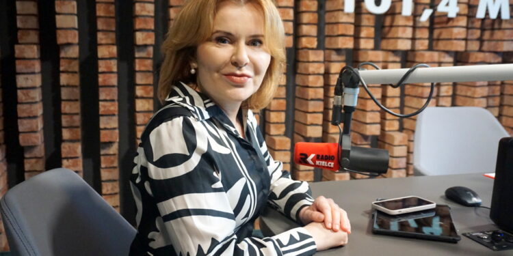 Na zdjęciu: Anna Krupka - wiceminister sportu i turystyki / Fot. Kamil Król - Radio Kielce