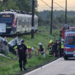 RADIO KOSZALIN. Zderzenie pociągu z samochodem ciężarowym. To kolejny wypadek w tym miejscu