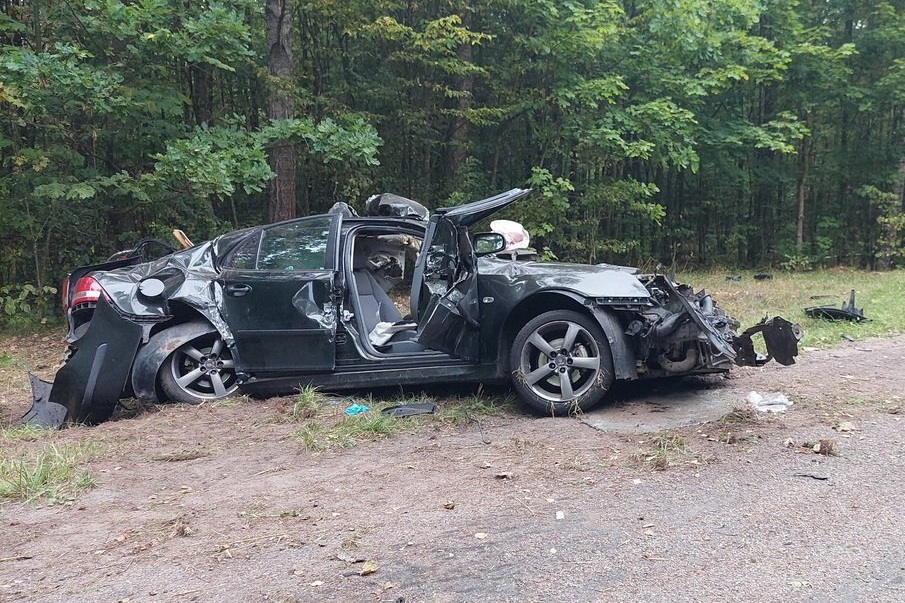 Tragiczny wypadek. Dwie ofiary śmiertelne - Radio Kielce