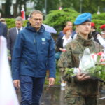 01.08.2023. Kielce. Obchody 79. rocznicy Powstania Warszawskiego. Na zdjęciu (w środku): Mirosław Gębski - starosta kielecki / Fot. Wiktor Taszłow - Radio Kielce