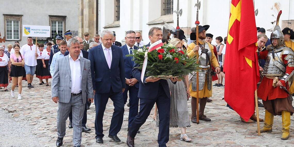 20.08.2023. Święty Krzyż. Widowisko historyczne „Opowieść jako żywa…”. / Fot. Wiktor Taszłow - Radio Kielce