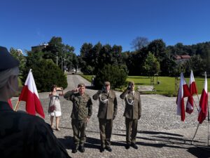 Ostrowiec Świętokrzyski uhonorował bohaterów Bitwy Warszawskiej - Radio Kielce