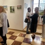 Piękno natury na wystawie w sandomierskim ratuszu - Radio Kielce 26.08.2023. Sandomierz. Wystawa malarstwa Krzysztofa Woźniaka / Fot. Grażyna Szlęzak - Radio Kielce