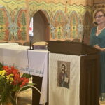 20.08.2023. Strożyska, w gminie Nowy Korczyn. Koncert „Polska w moim sercu”. Na zdjęciu (poseł Agata Wojtyszek. / Fot. Iwona Murawska-Bujnowicz - Radio Kielce