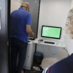 09.08.2023. Kielce. Akcja NFZ „Środy z profilaktyką”. Bezpłatne badania profilaktyczne i porady dietetyka / Fot. Jarosław Kubalski - Radio Kielce