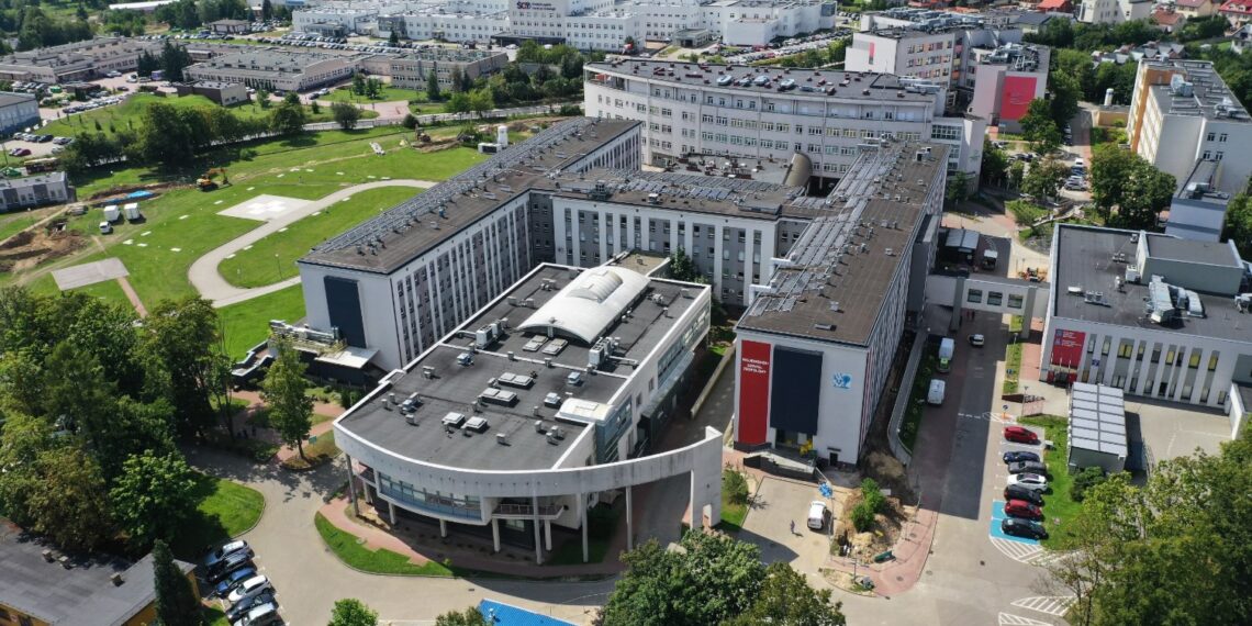 Tajemniczy nowy dyrektor marszałkowskiego szpitala