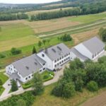 Szkoła w Hucie Nowej ma nową salę gimnastyczną - Radio Kielce 16.08.2023. Huta Nowa. Szkoła podstawowa / Fot. Jarosław Kubalski - Radio Kielce