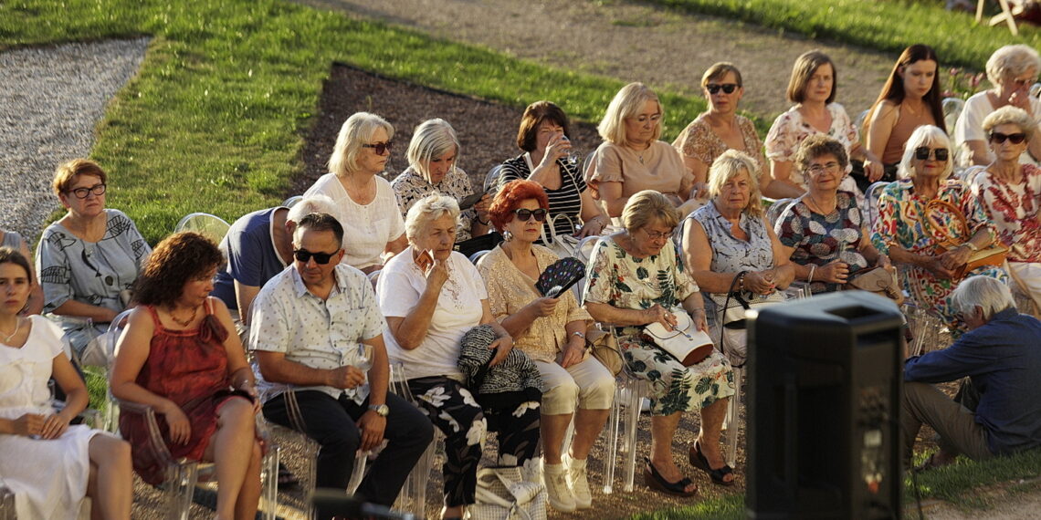 15.08.2023 Kielce. Ogród Włoski Pałacu Biskupów. Koncert z cyklu "Chopinowskie Inspiracje" / Fot. Jarosław Kubalski - Radio Kielce