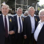 13.08.2023. Zawichost. Piknik wojskowy pod hasłem "Silna Biało-Czerwona". Na zdjęciu (drugi od lewej): poseł Marek Kwitek, poseł Andrzej Kryj, senator Jarosław Rusiecki, poseł Krzysztof Lipiec / Fot. Jarosław Kubalski - Radio Kielce
