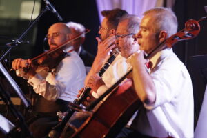 15.08.2023 Chęciny. Koncert z cyklu „Zamkowe spotkania z muzyką”/ Fot. Jarosław Kubalski - Radio Kielce