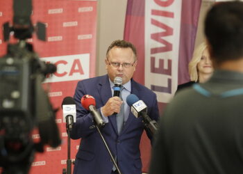 Na zdjęciu: Andrzej Szejna - Nowa Lewica / Fot. Jarosław Kubalski - Radio Kielce