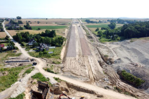 15.07.2023. Budowa drogi ekspresowej S7 - odcinek Miechów - Szczepanowice / źródło: s7miechow-szczepanowice.pl