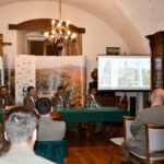 Leśnicy z pielgrzymką na Świętym Krzyżu - Radio Kielce 11.09.2023. Święty Krzyż, Podpisanie umowy dot. ochrony przeciwpożarowej / Fot. Edyta Nowicka RDLP w Radomiu