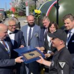 06.09.2023. Kielce. MSPO. Przekazanie pojemnika przeciwwybuchowego "Wiktoria" dla ukraińskich saperów / Fot. Michał Kita - Radio Kielce