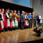 Zespół Pieśni i Tańca Ciekoty ma 30 lat - Zespół Pieśni i Tańca Ciekoty z gośćmi / Fot. Marzena Smoręda