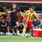 Koronie nadal idzie jak po grudzie. Tylko remis z Widzewem - Radio Kielce