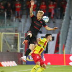 Koronie nadal idzie jak po grudzie. Tylko remis z Widzewem - Radio Kielce