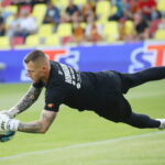 Koronie nadal idzie jak po grudzie. Tylko remis z Widzewem - Radio Kielce