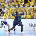 Liga Mistrzów. Stracili lidera, ale wygrali - Radio Kielce 27.09.2023. Kielce. Mecz Ligi Mistrzów piłkarzy ręcznych: Industria Kielce - Paris Saint Germain. / Fot. Wiktor Taszłow - Radio Kielce